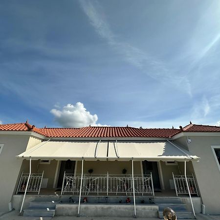 Ktimavita Apartment 1 เปตรา ภายนอก รูปภาพ