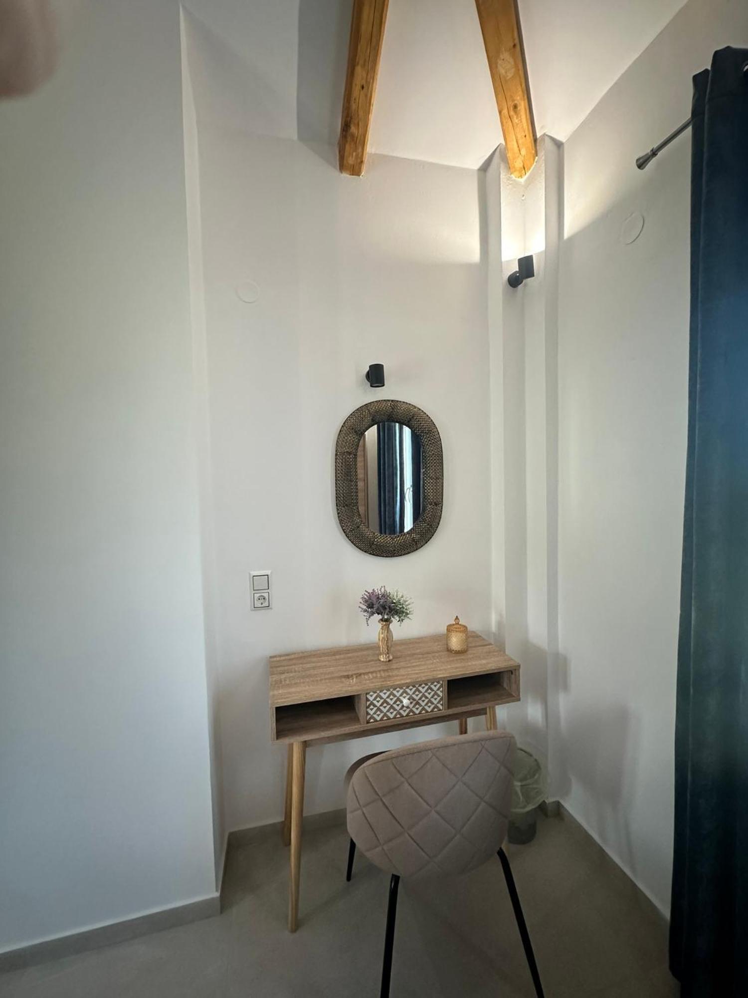 Ktimavita Apartment 1 เปตรา ภายนอก รูปภาพ