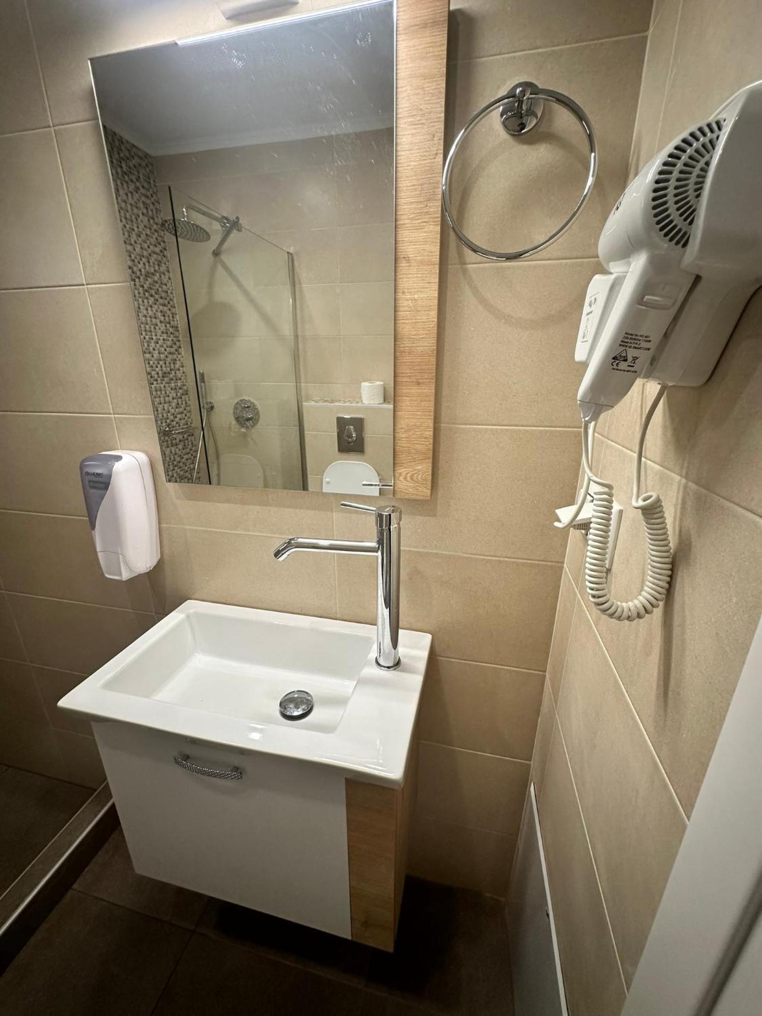 Ktimavita Apartment 1 เปตรา ภายนอก รูปภาพ