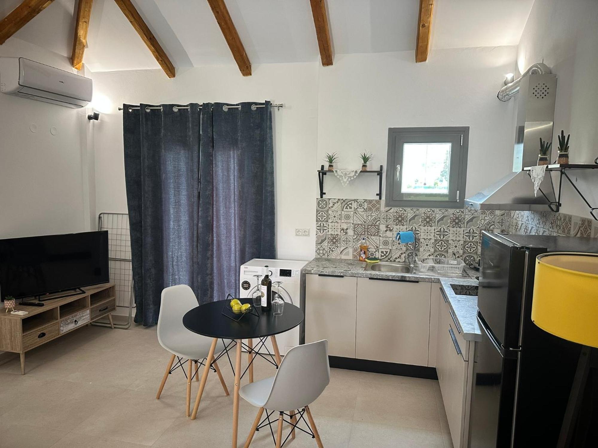 Ktimavita Apartment 1 เปตรา ภายนอก รูปภาพ