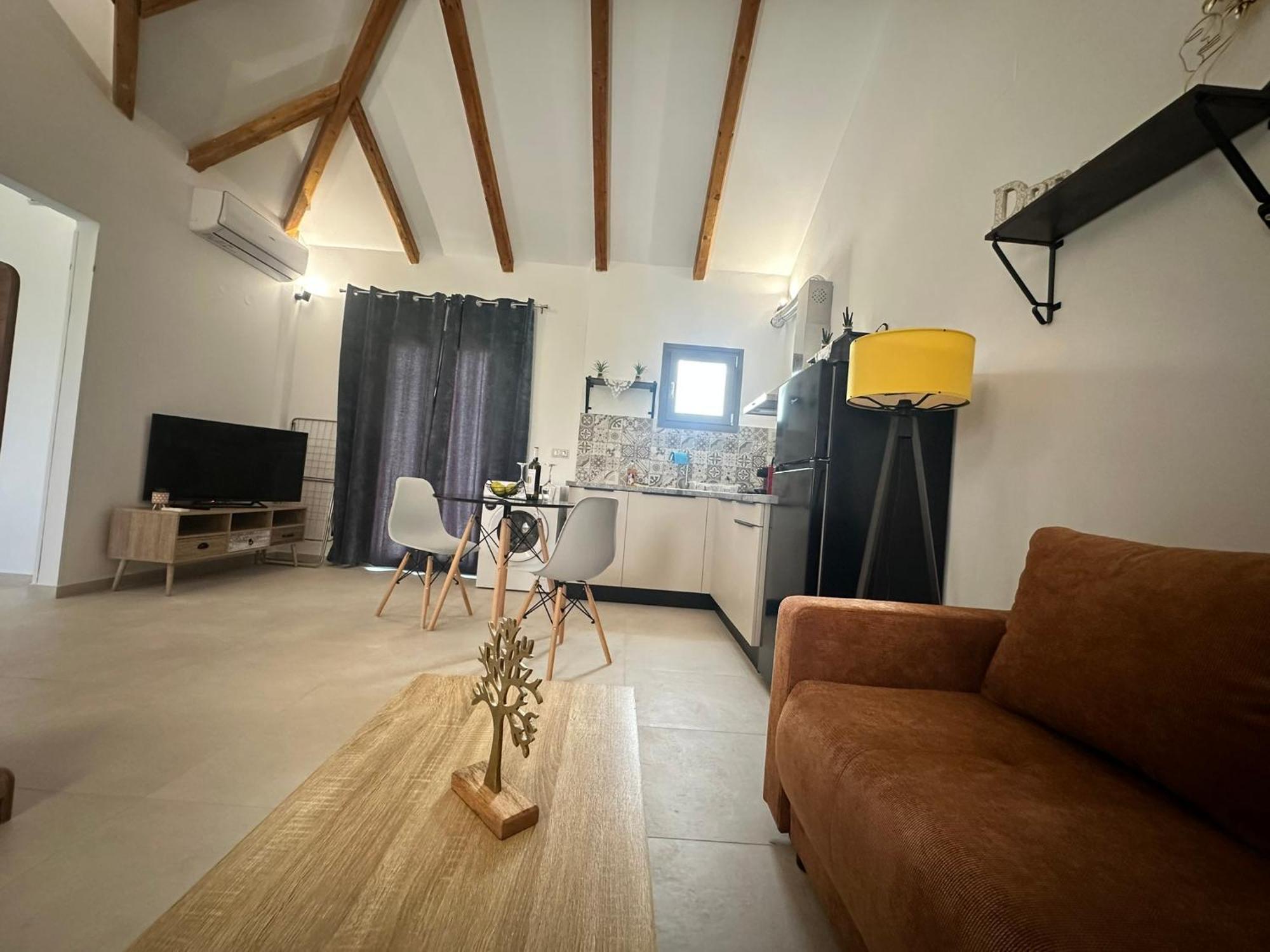 Ktimavita Apartment 1 เปตรา ภายนอก รูปภาพ